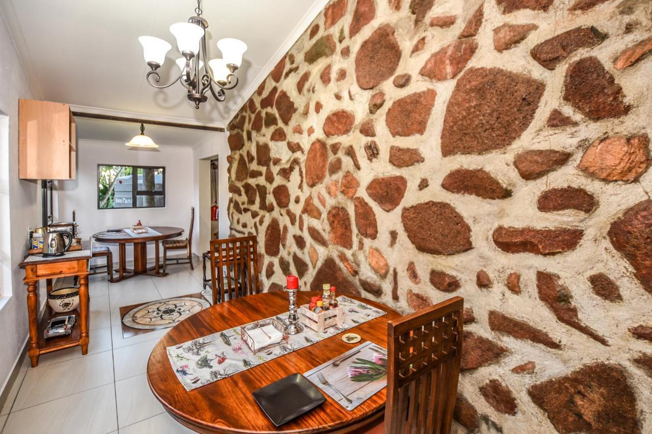The Rest Guest House Mbombela Eksteriør bilde
