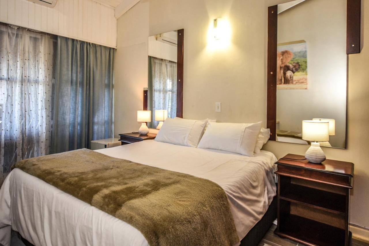 The Rest Guest House Mbombela Eksteriør bilde